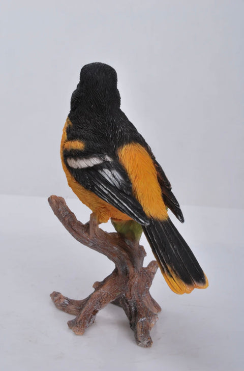Oriole on a tree branch - Bird Statue