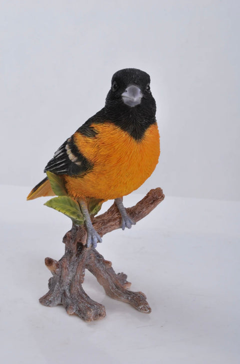 Oriole on a tree branch - Bird Statue